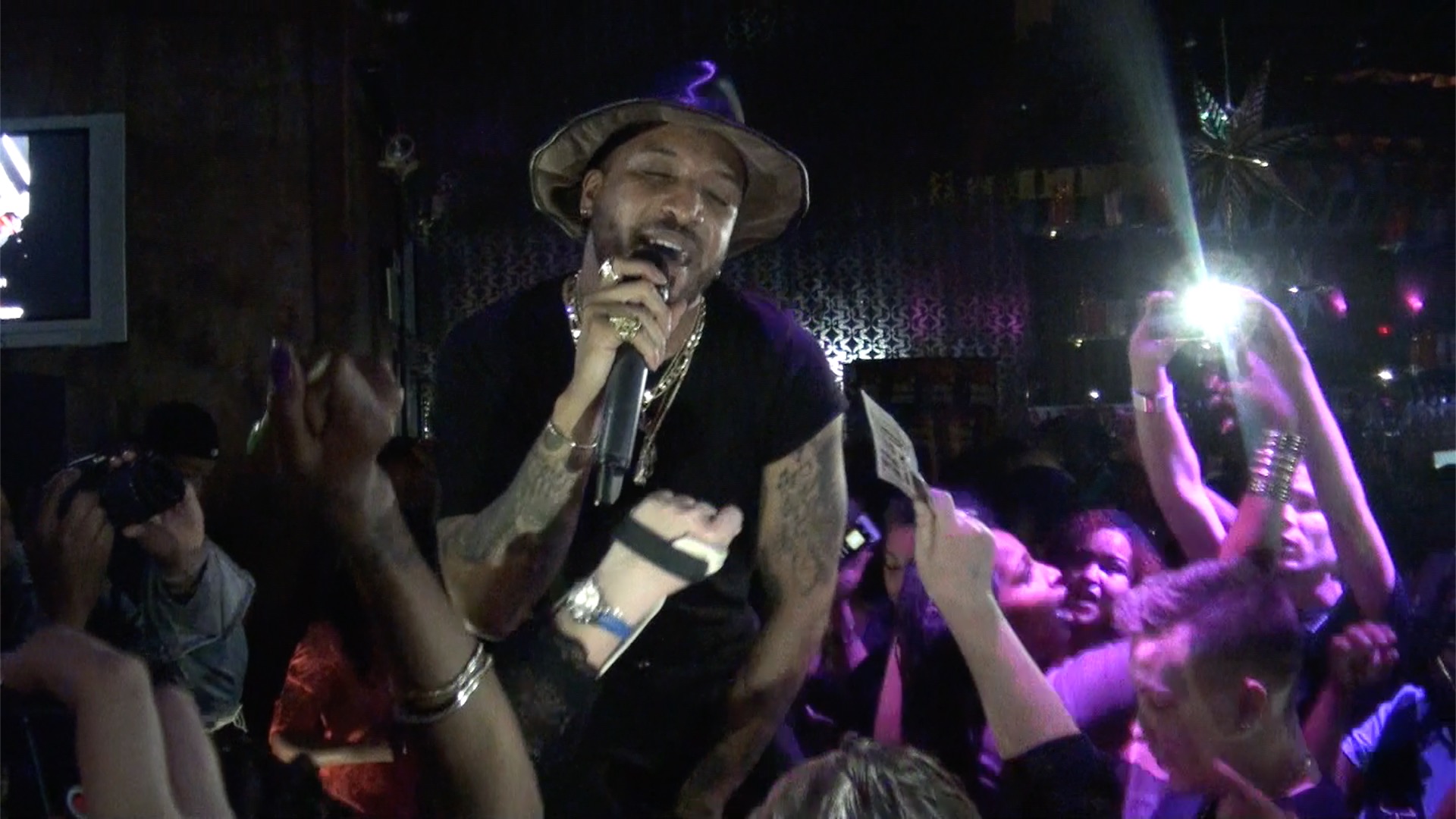 Ro James Performance Photos [Indy]