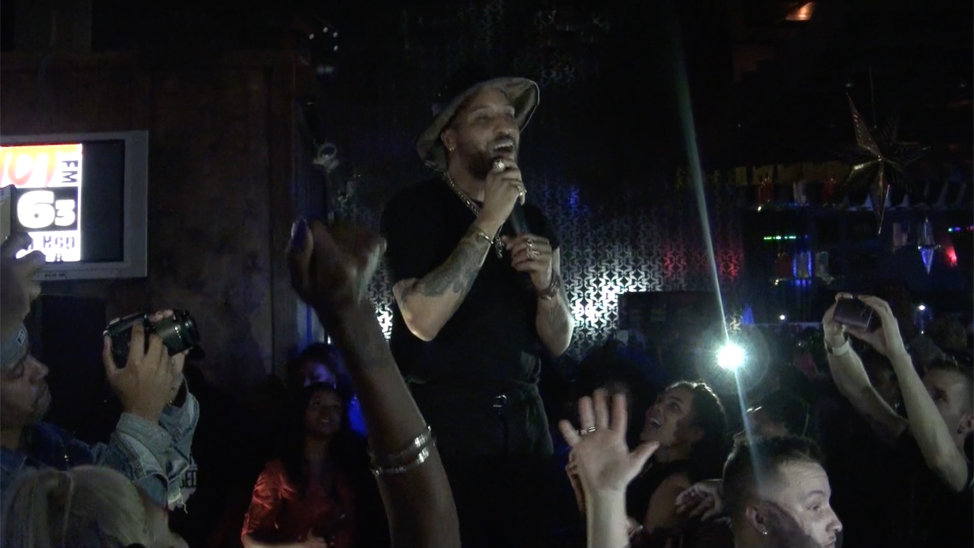 Ro James Performance Photos [Indy]