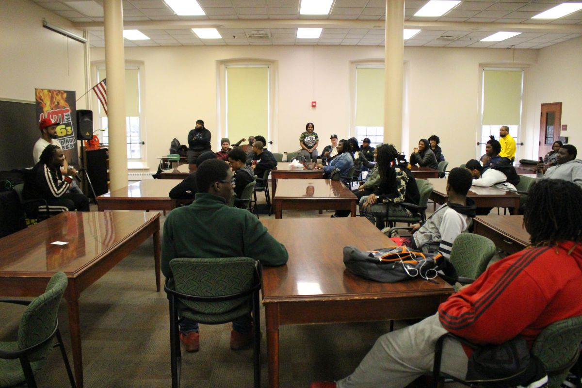 Tee Grizzley Visits Tech HS (Indy)