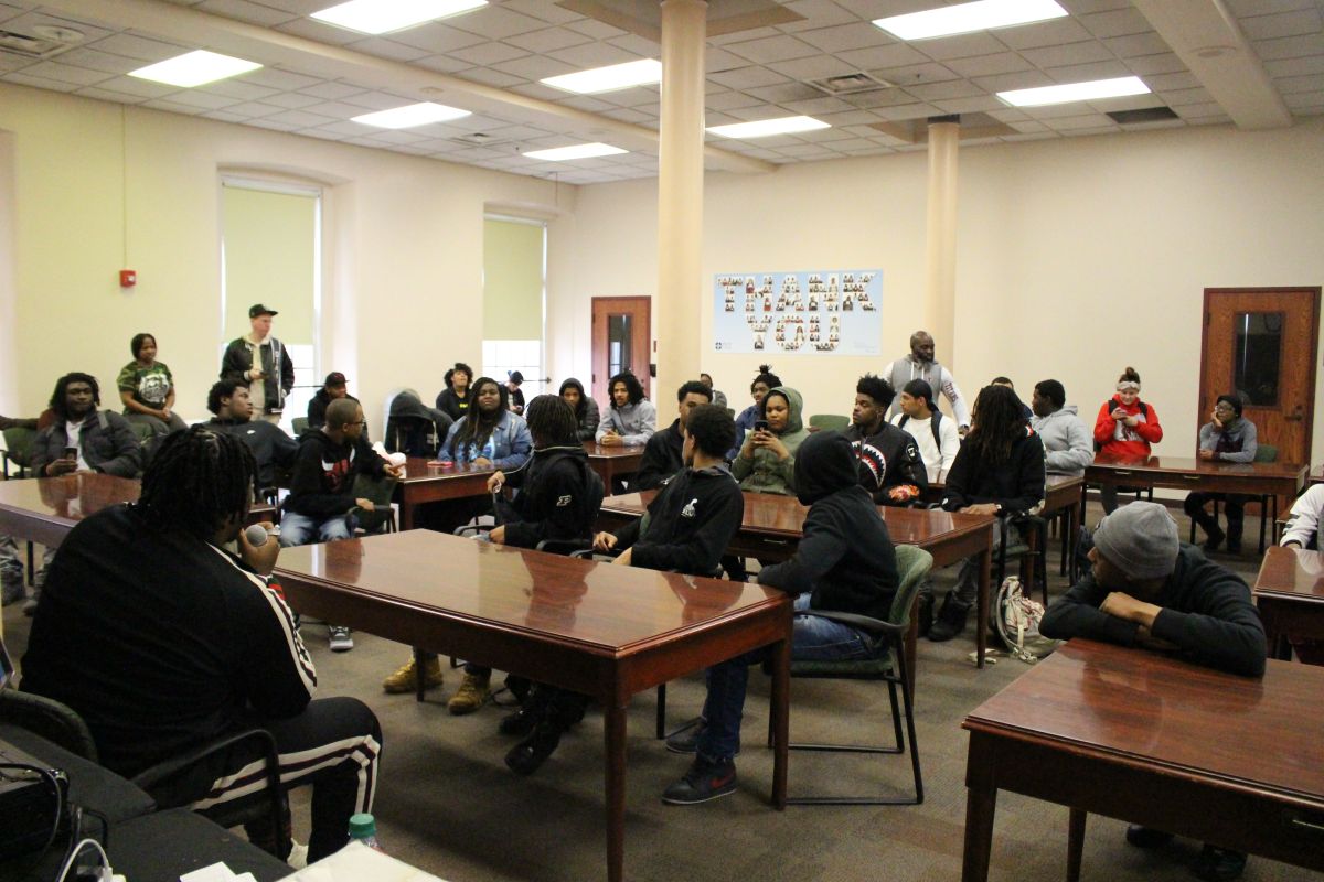 Tee Grizzley Visits Tech HS (Indy)