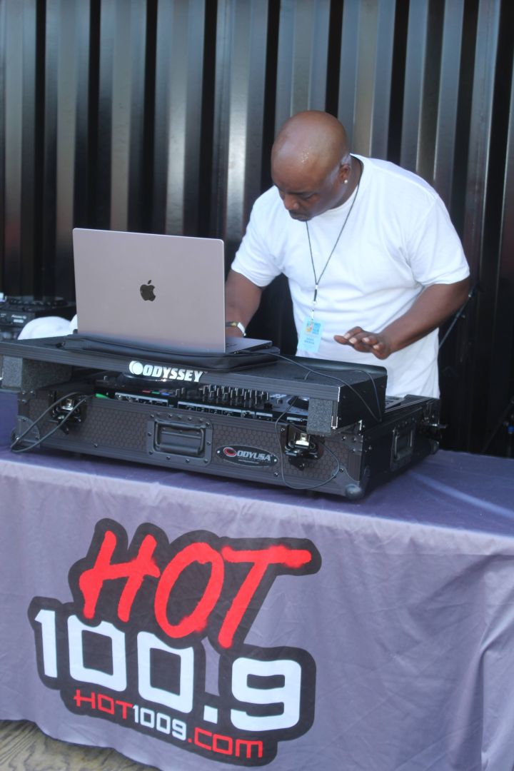 Rising Heat Old School Vs New School DJ Battle