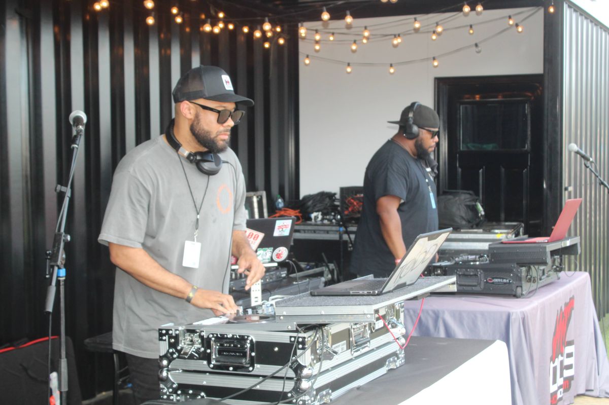 Rising Heat Old School Vs New School DJ Battle