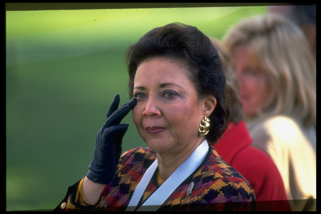 Mrs. Colin L. Powell